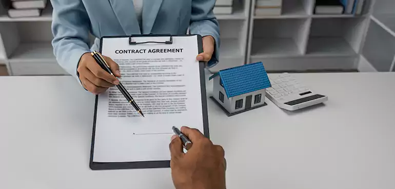 Why Sell Your Wholesale Assignment Contract to Us in Osceola, AR?